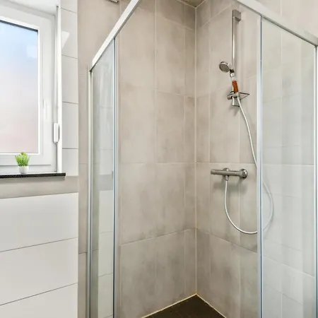 Monteur Kl14 - Naehe Nijmegen * Kranenburg (North Rhine-Westphalia)